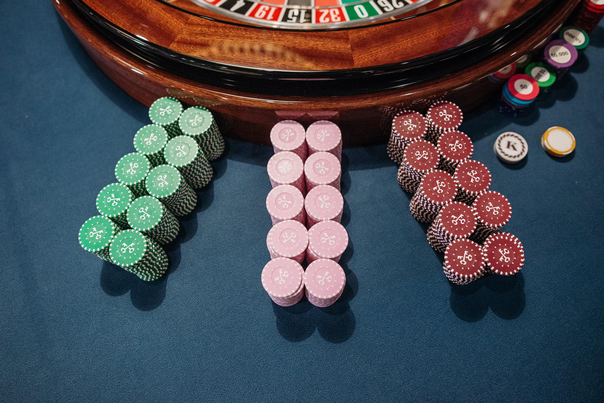 Applying Advanced Baccarat Strategies: What You Need to Know